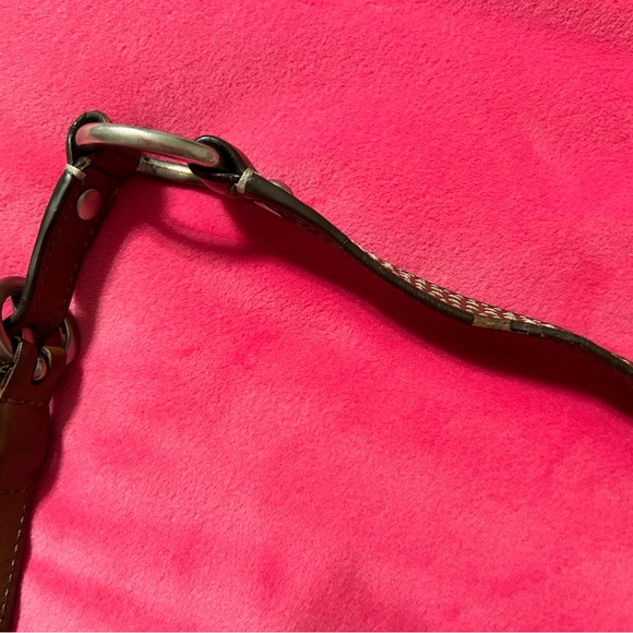 Vintage COACH leather shoulder bag- authentic, brown with silver hardware, clean - Picture 9 of 12